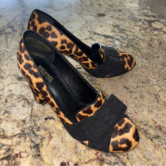 Michael Kors Brown and Black Heels with Leopard Print - Picture 9 of 10